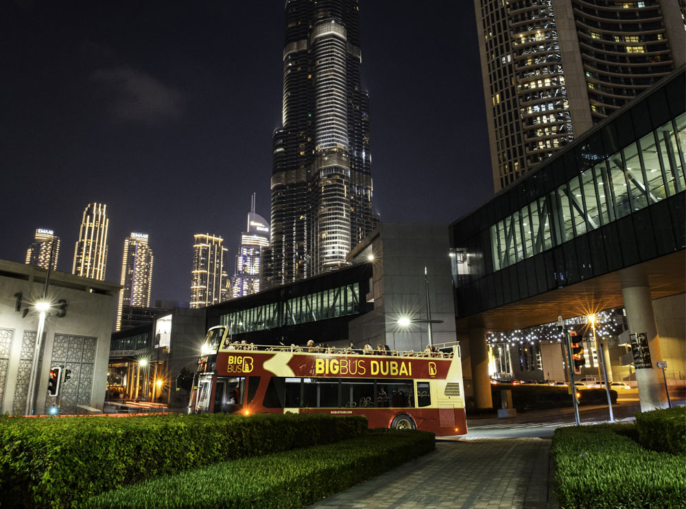 Big Bus tour in Dubai at night