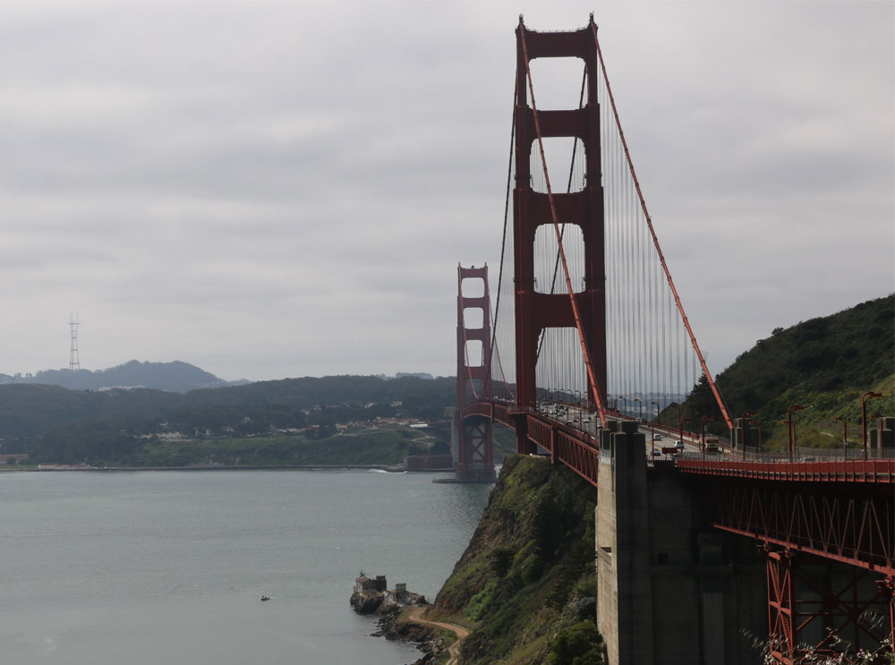 Golden Gate Bridge in Calafornia