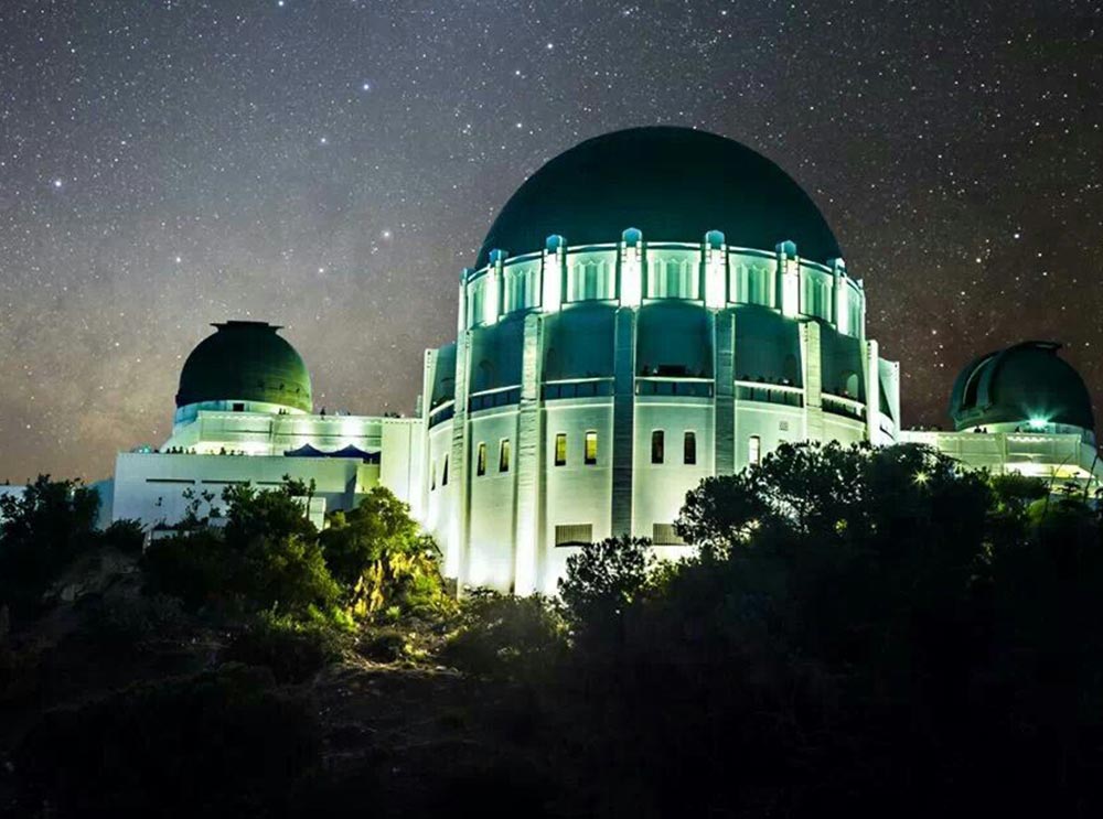 Griffith Observatory lit up at night in Los Angeles