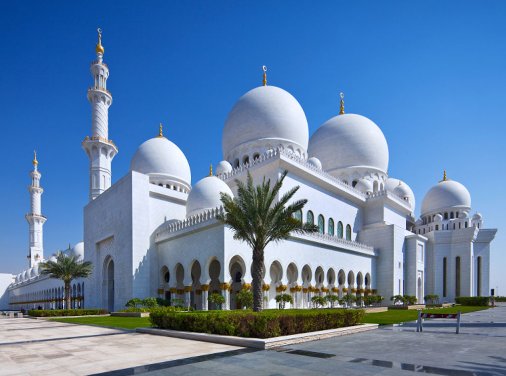 Sheikh Zayed Mosque in Abu Dhabi