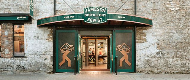 Billete Discover + Experiencia en Jameson Bow St. image