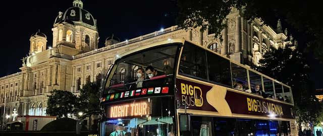 Tour Nocturno de Viena image