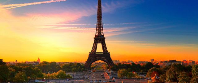Evening Tour + Eiffel Tower