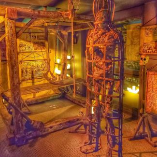 Billete Discover + Medieval Torture Museum Billete Discover + Medieval Torture Museum