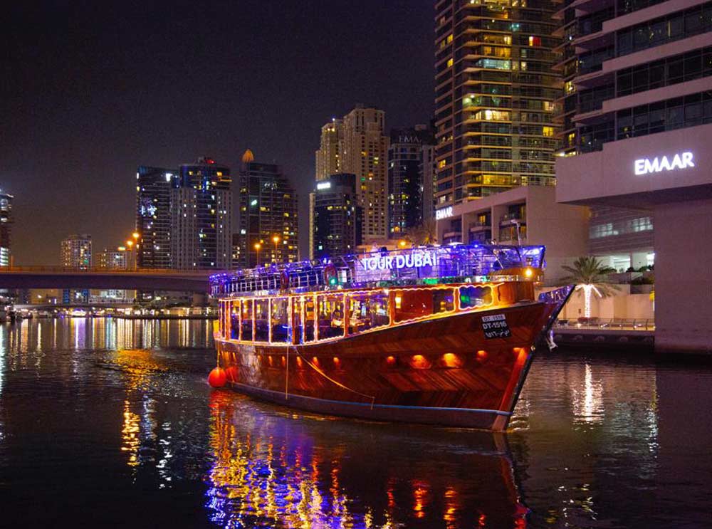 Tour Dubai Marina Dhow Cruise