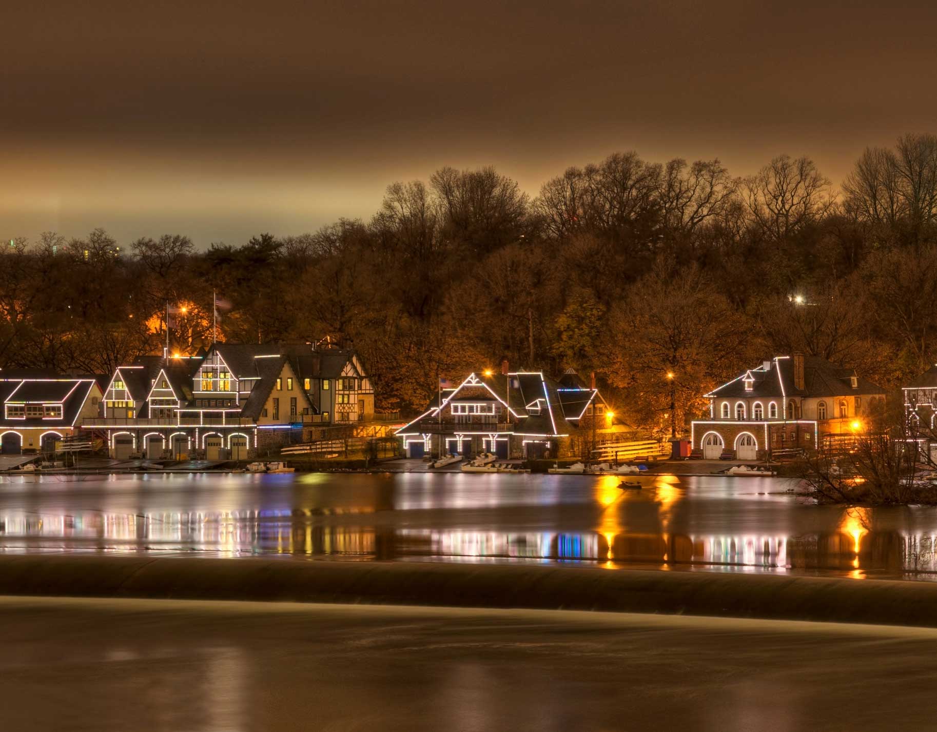 Boathouse Row Philadelphia Attractions Big Bus Tours