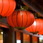Vista de farolillos rojos en Chinatown