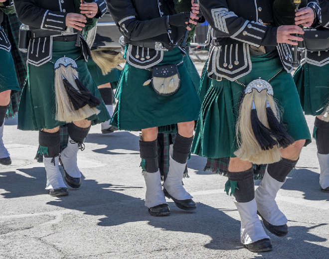 Dublin bagpipe players