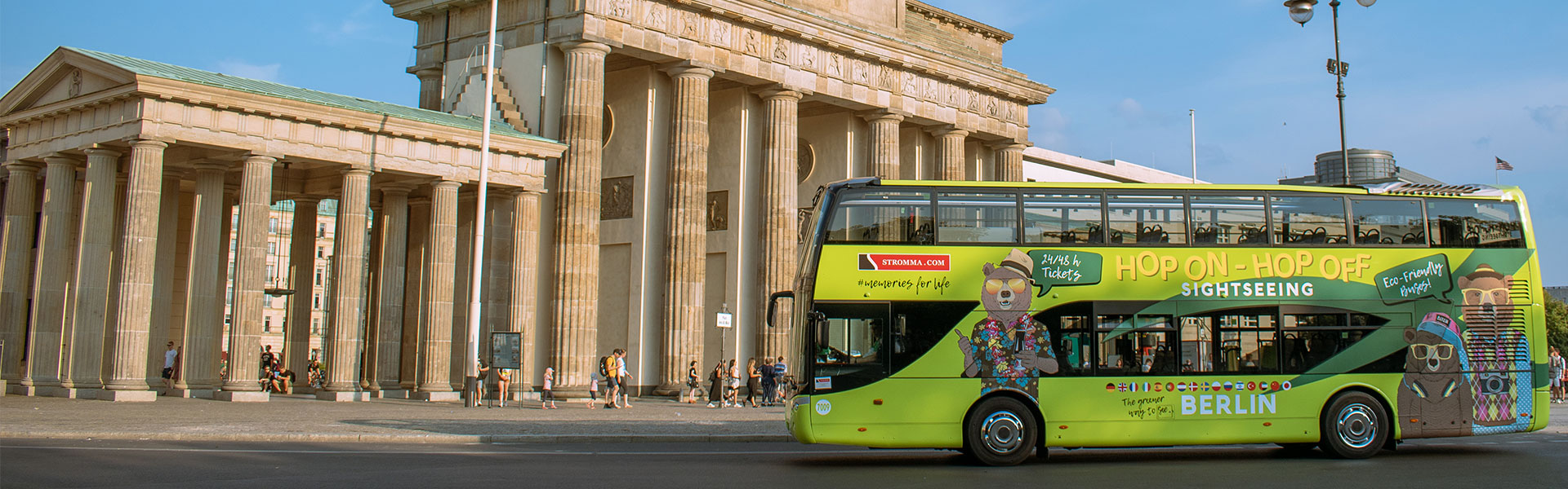 Stromma Bus in front of the Brandenburg Gate