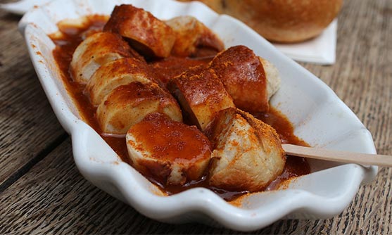 Genießen Sie eine KOSTENLOSE Currywurst